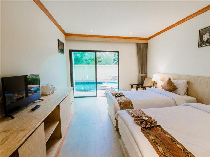 Airport Beach Hotel Phuket - Sha Extra Plus Nai Yang Zewnętrze zdjęcie