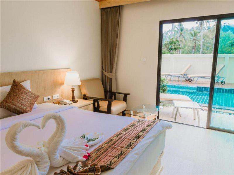Airport Beach Hotel Phuket - Sha Extra Plus Nai Yang Zewnętrze zdjęcie