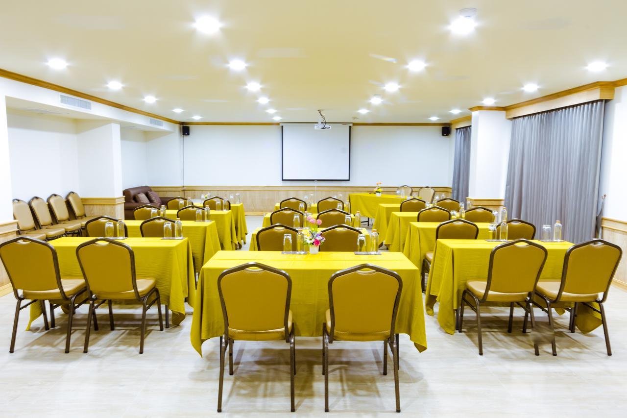 Airport Beach Hotel Phuket - Sha Extra Plus Nai Yang Zewnętrze zdjęcie