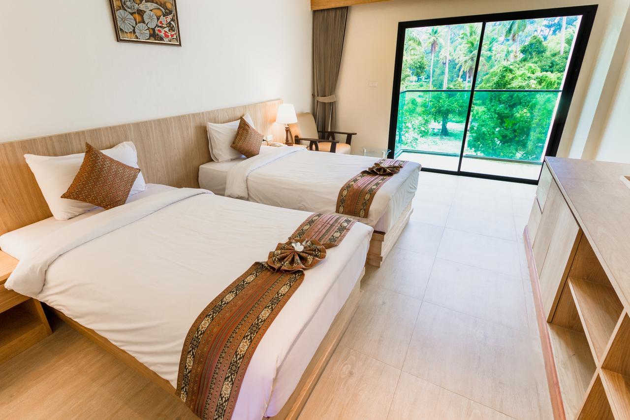 Airport Beach Hotel Phuket - Sha Extra Plus Nai Yang Zewnętrze zdjęcie