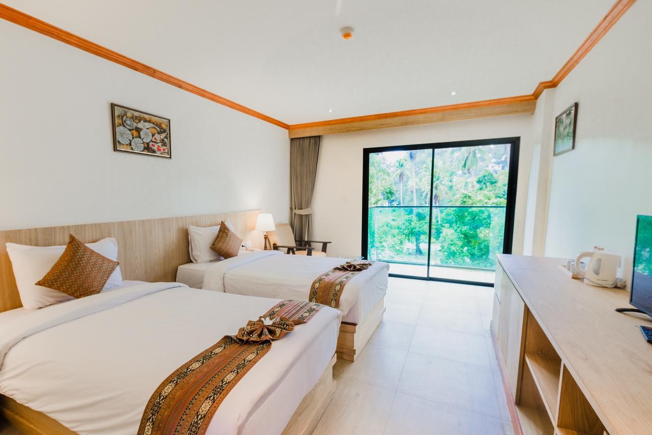 Airport Beach Hotel Phuket - Sha Extra Plus Nai Yang Zewnętrze zdjęcie